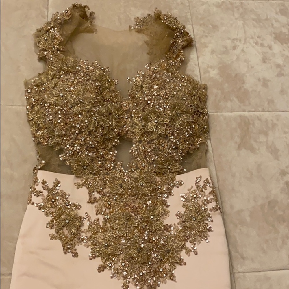 Walter collections evening gown! Designer gown! - Picture 8 of 12